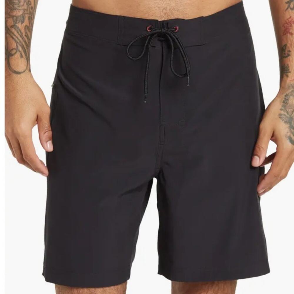 Toes On The Nose Men’s Jaws Boardshort